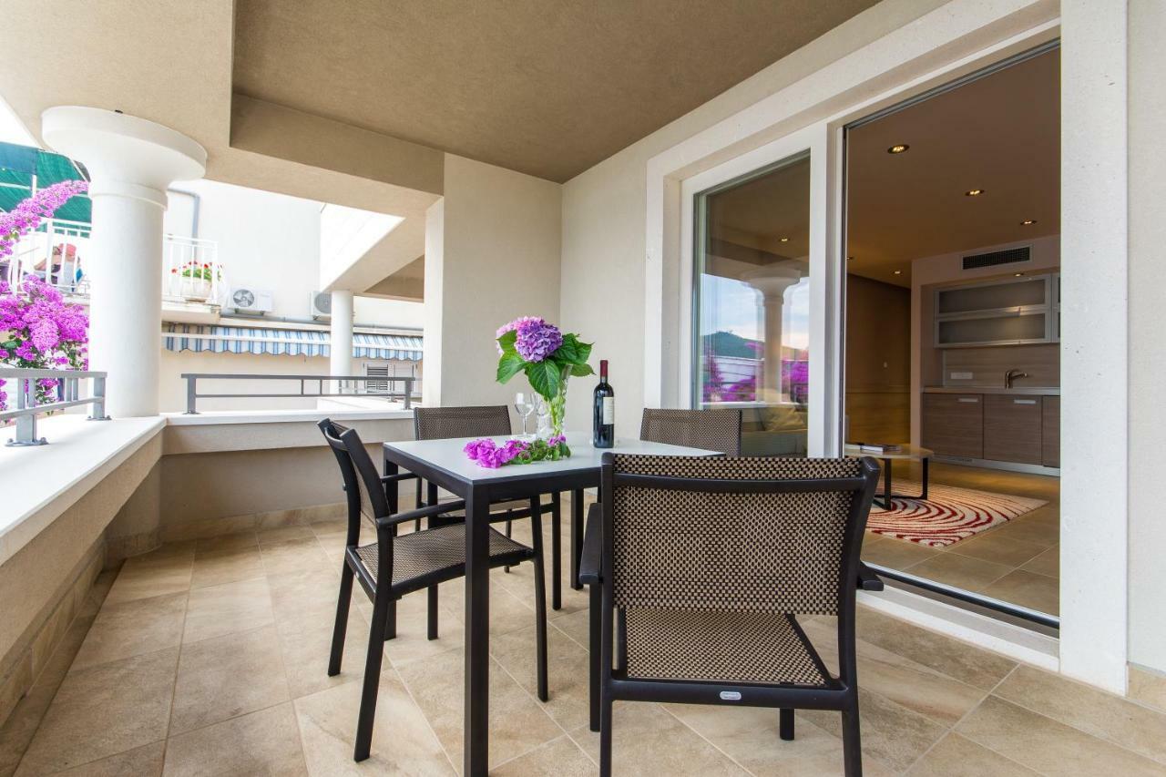 Villa Molunat Apartment Molunat